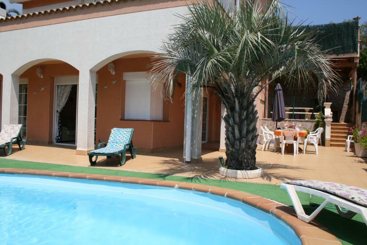 Costa. Hébergement de vacances *